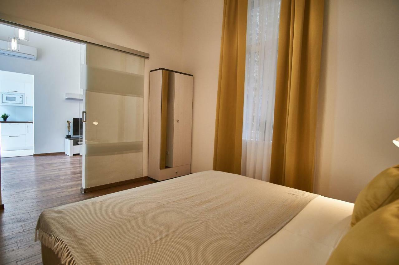K33 Apartment